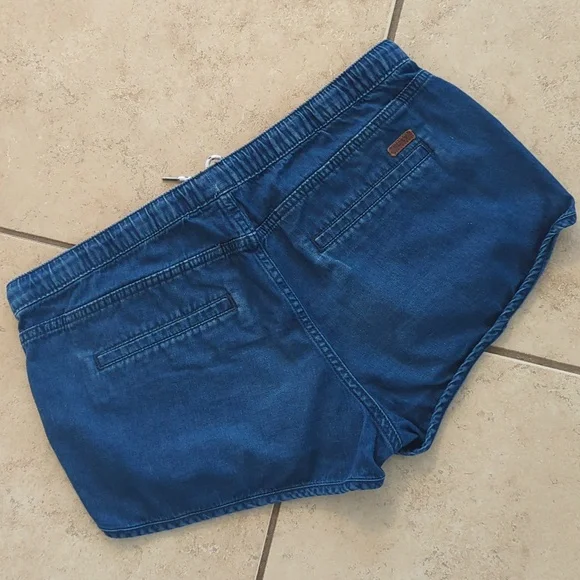 Roxy Denim Blue Beach Shorts Drawstring - Size M - Picture 3 of 8